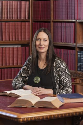 Photo portrait of Jacinta Ruru