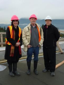 Caption: Heather McCaw, Vice-President, Development & Alumni Engagement, Peter Allard and Dean Mary Anne Bobinski