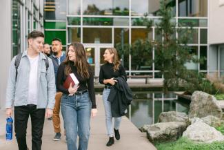 ILS students at Allard Hall